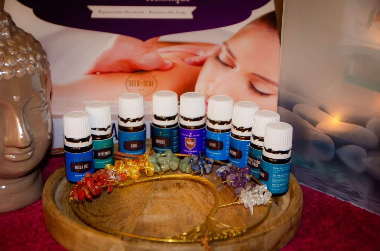 Ätherische Öle für die Raindrop Massage